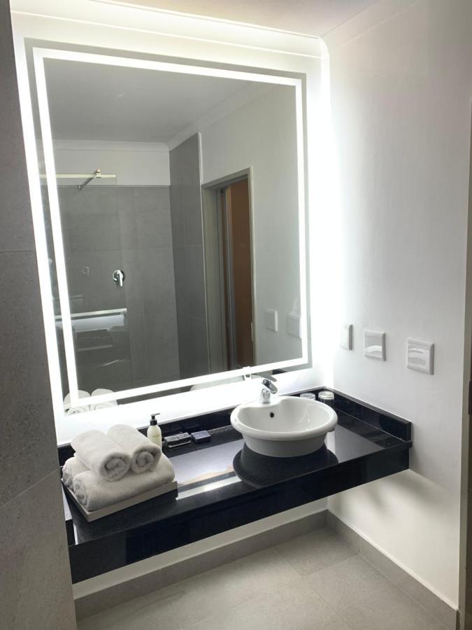 The Oasis Hotel Upington Ngoại thất bức ảnh